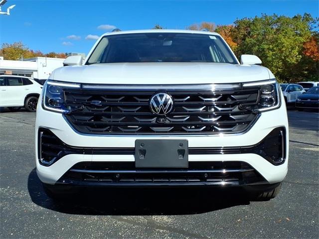 new 2026 Volkswagen Atlas car, priced at $53,352