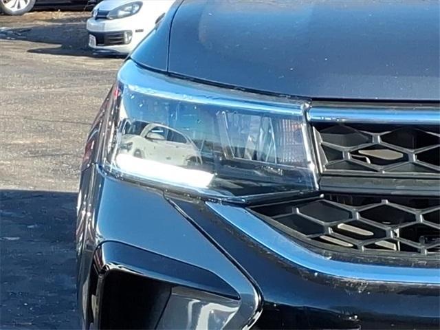 used 2022 Volkswagen Taos car, priced at $18,443