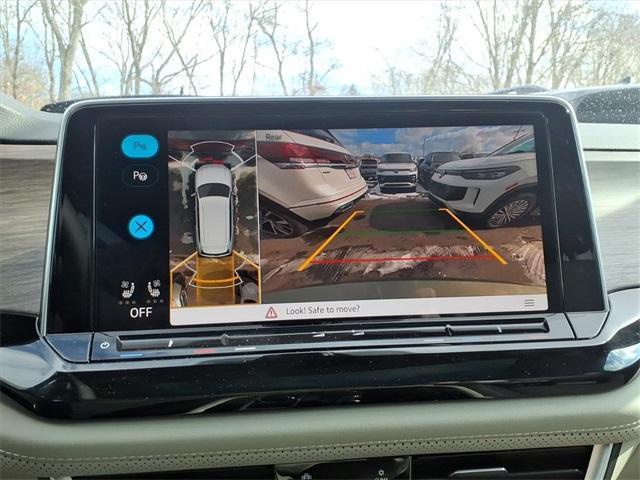 new 2026 Volkswagen Atlas car, priced at $52,355