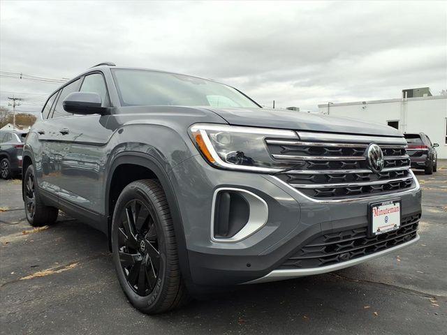 new 2026 Volkswagen Atlas car, priced at $46,555