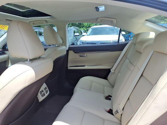 used 2017 Lexus ES 350 car, priced at $26,464