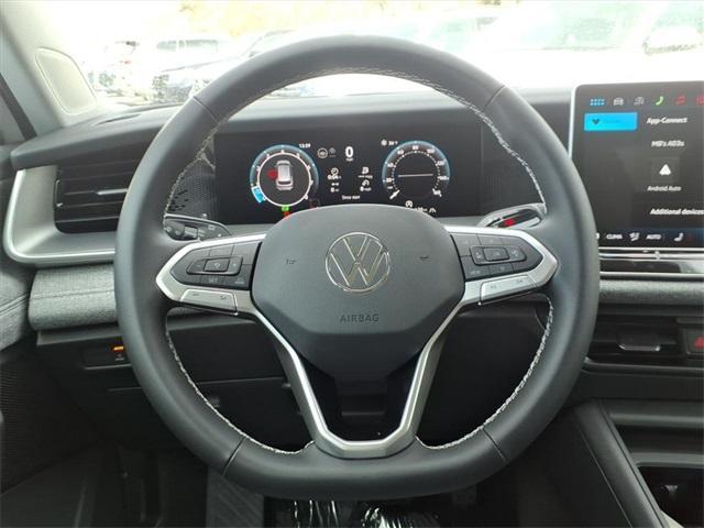 new 2026 Volkswagen Tiguan car, priced at $32,559