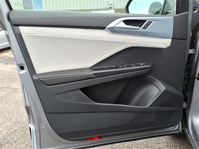 new 2026 Volkswagen Taos car, priced at $32,891