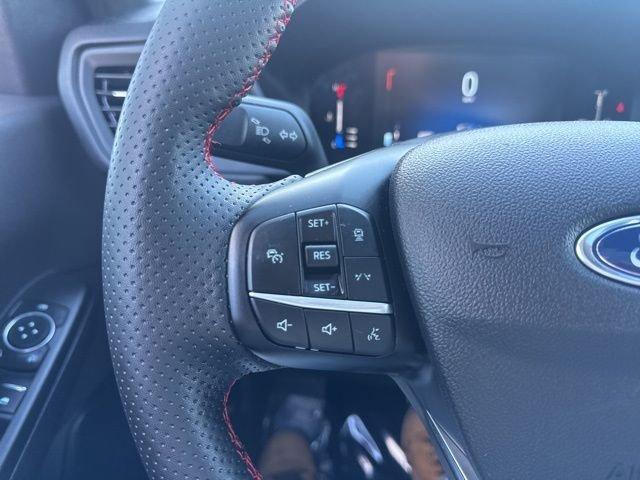 used 2023 Ford Escape car, priced at $25,497