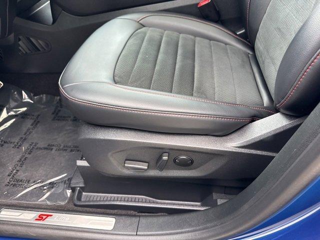 used 2024 Ford Edge car, priced at $34,387