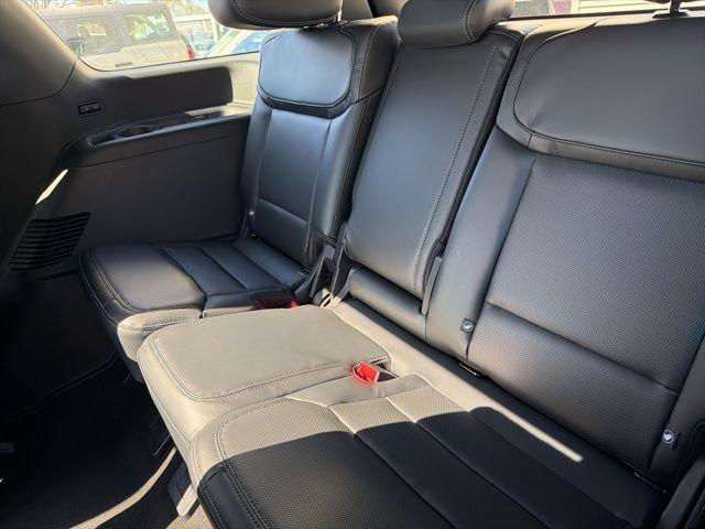 new 2026 Ford Expedition car, priced at $84,494