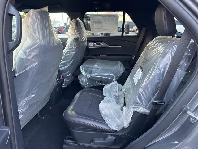 new 2025 Ford Explorer car, priced at $60,094