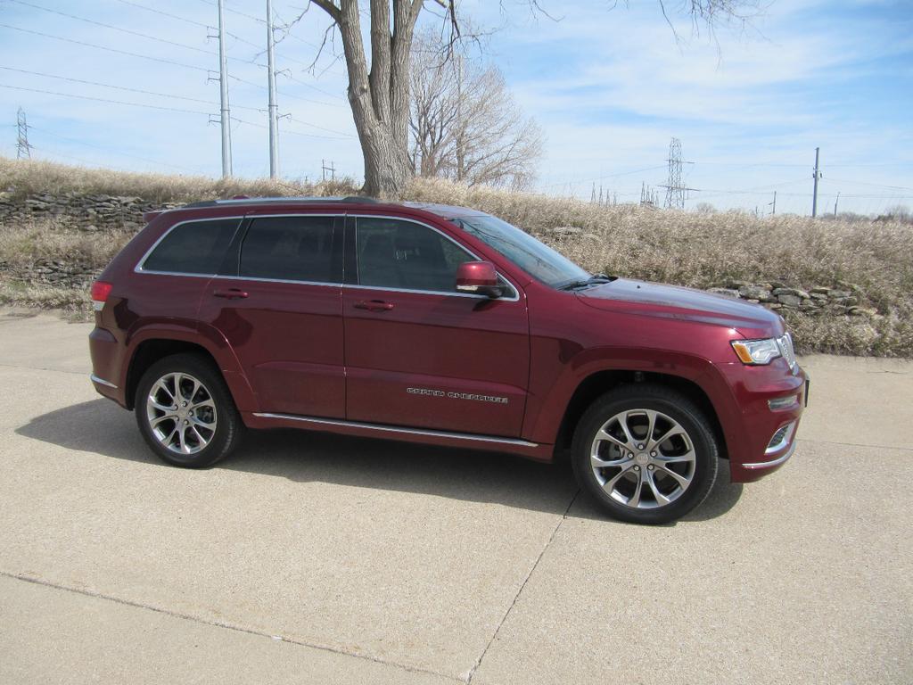 used 2019 Jeep Grand Cherokee car, priced at $26,900
