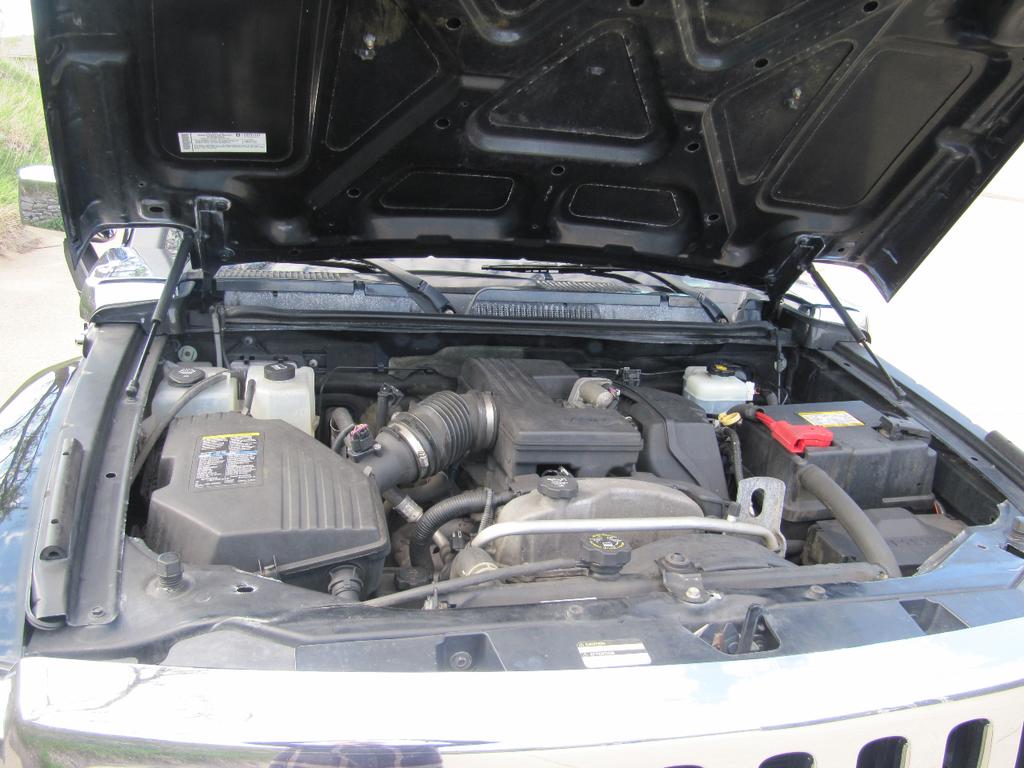 used 2007 Hummer H3 car, priced at $13,900