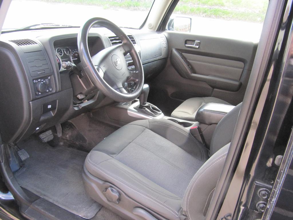 used 2007 Hummer H3 car, priced at $13,900