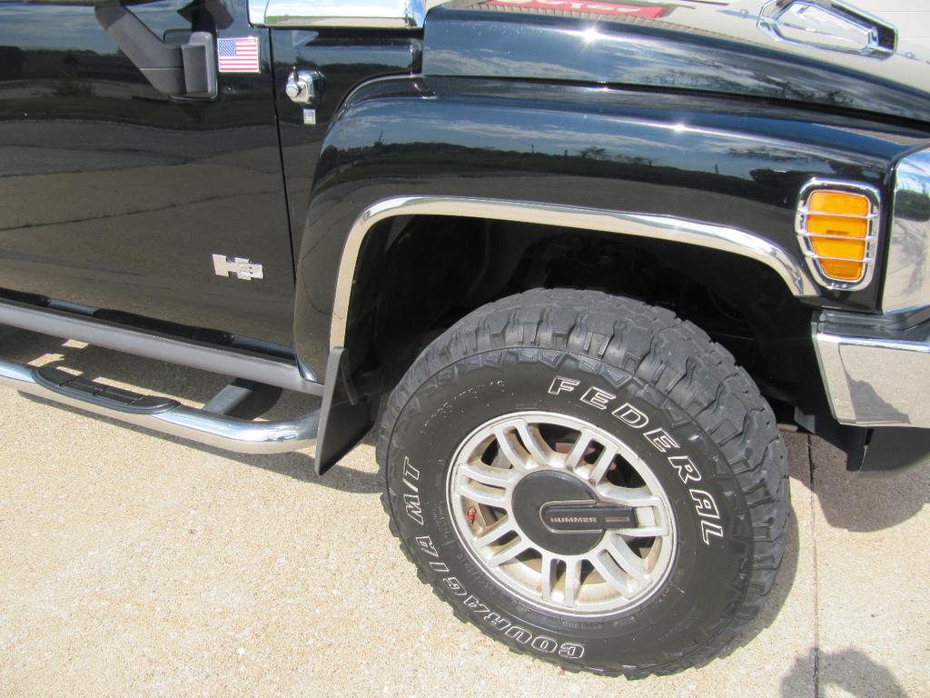 used 2007 Hummer H3 car, priced at $13,900