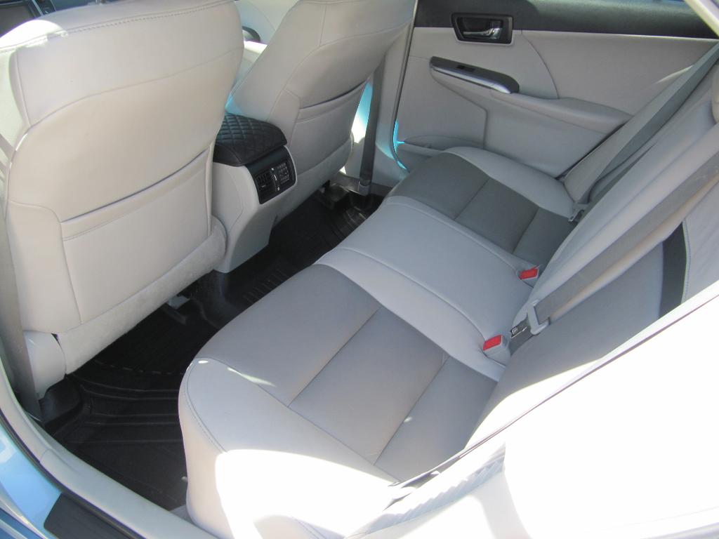used 2012 Toyota Camry Hybrid car, priced at $13,900