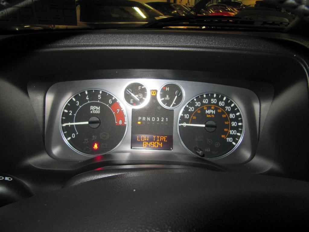 used 2006 Hummer H3 car, priced at $13,900