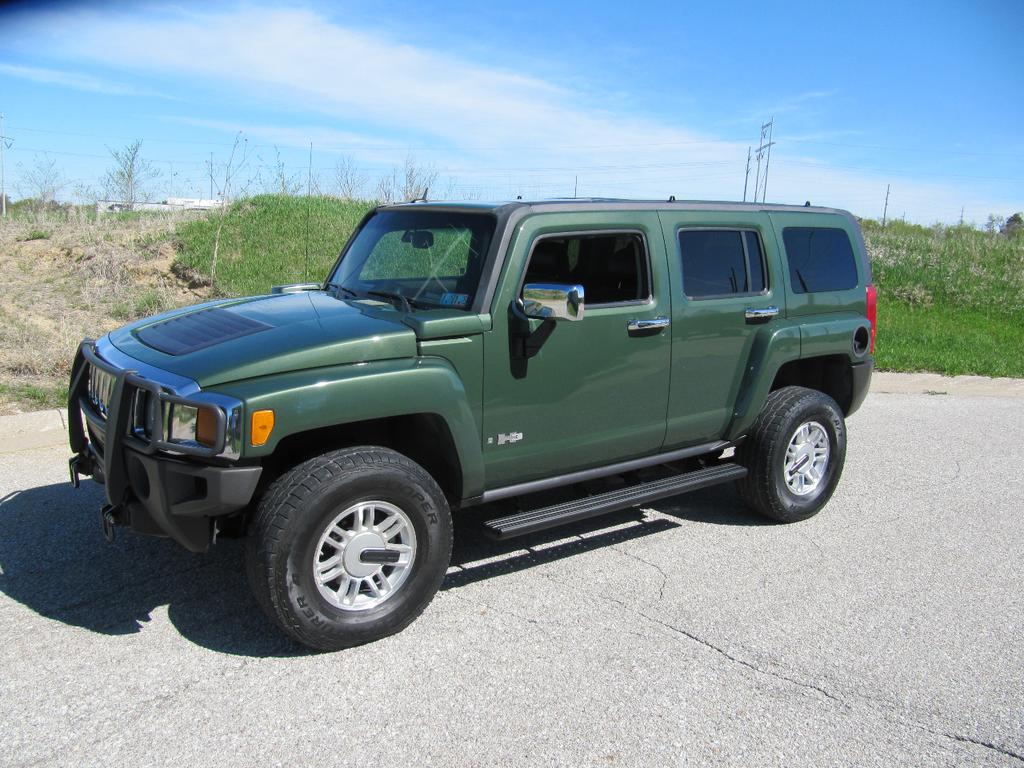 used 2006 Hummer H3 car, priced at $13,900