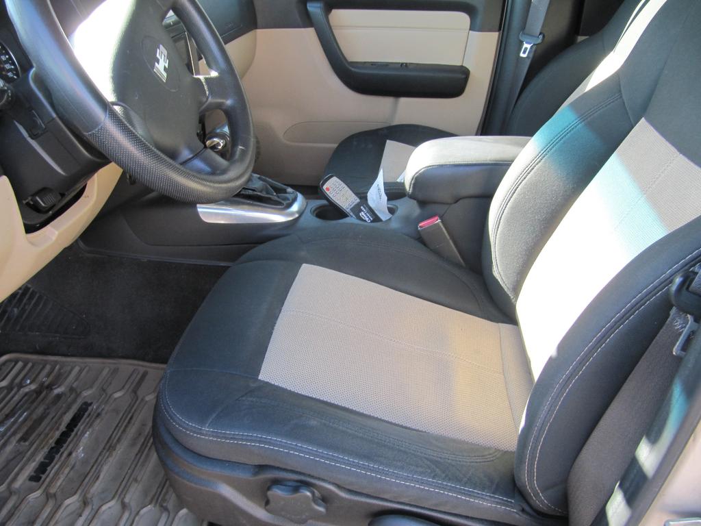 used 2006 Hummer H3 car, priced at $12,900