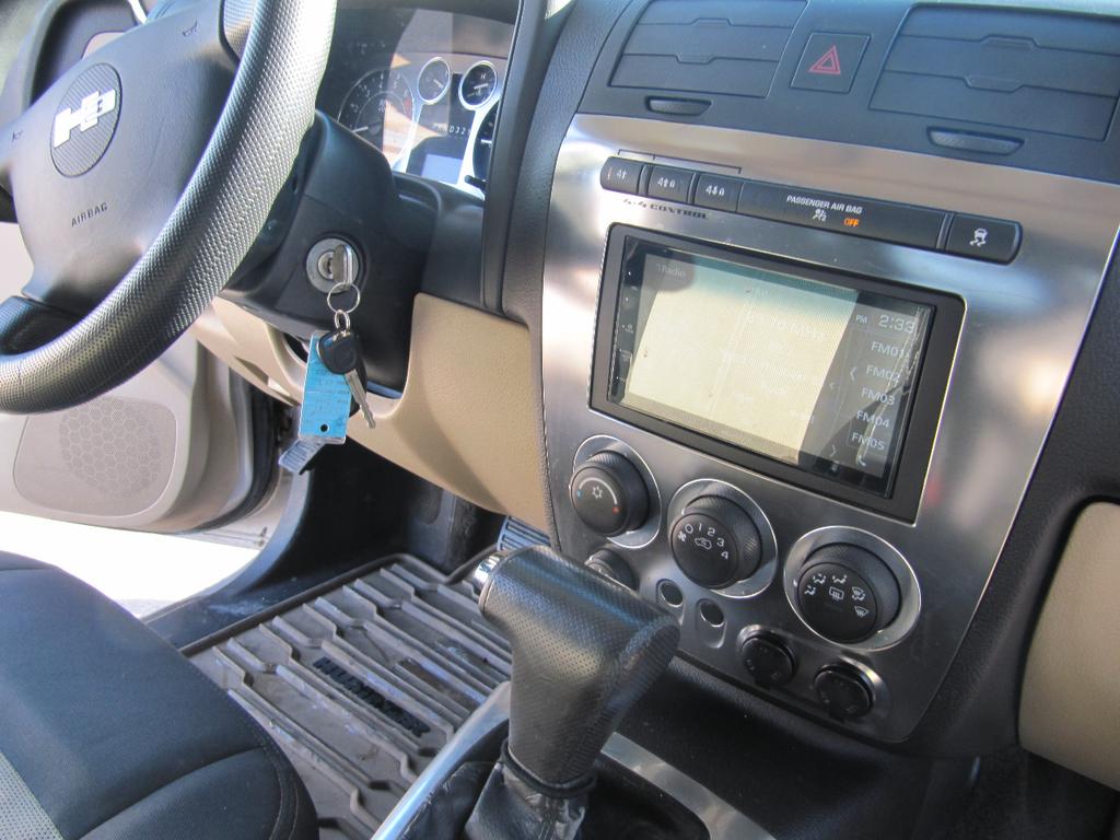 used 2006 Hummer H3 car, priced at $12,900