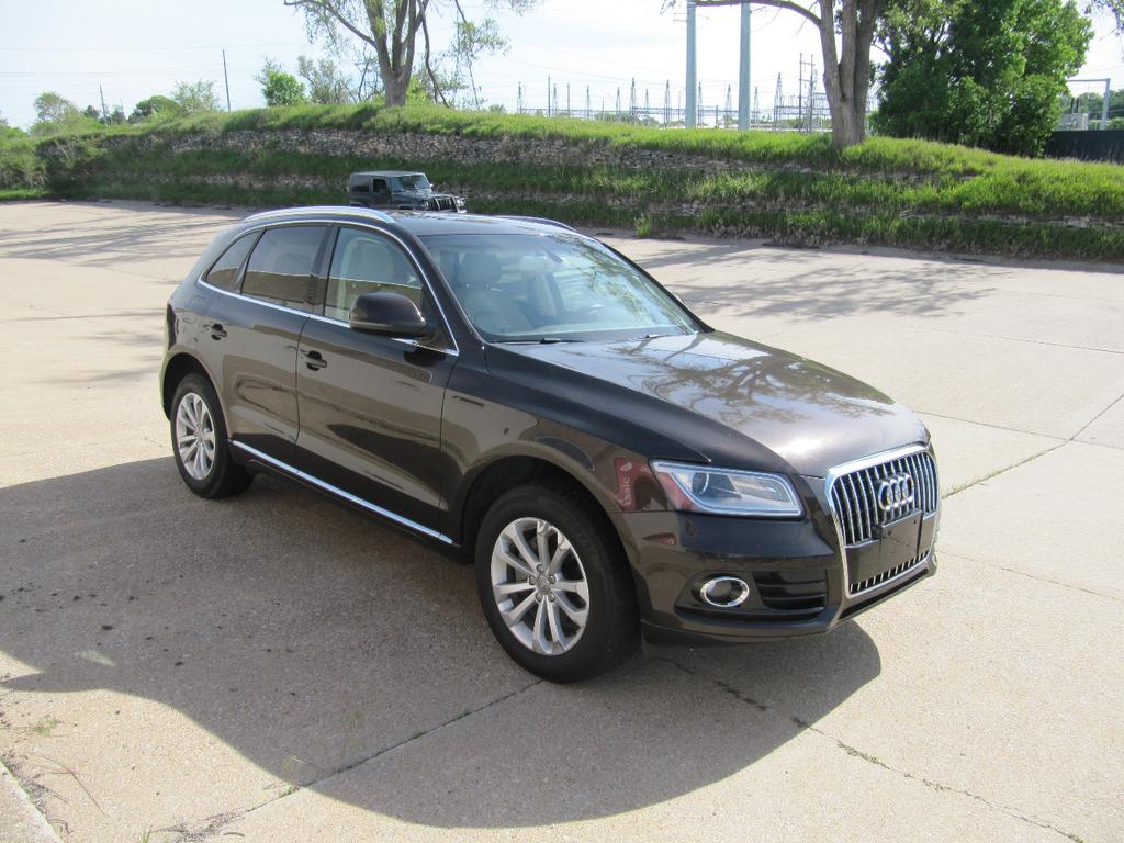 used 2013 Audi Q5 car, priced at $12,900
