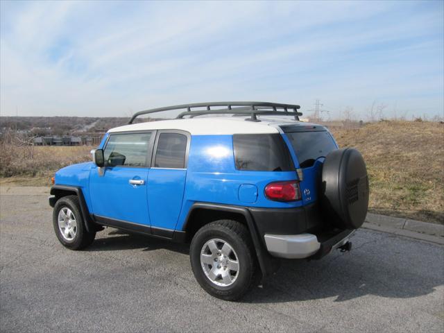 used 2007 Toyota FJ Cruiser car, priced at $21,900