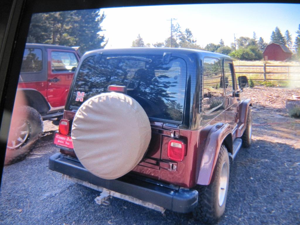 used 1998 Jeep Wrangler car, priced at $12,900