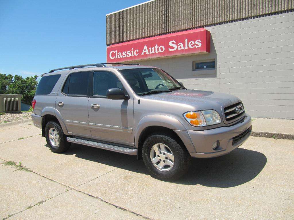 used 2001 Toyota Sequoia car, priced at $12,900
