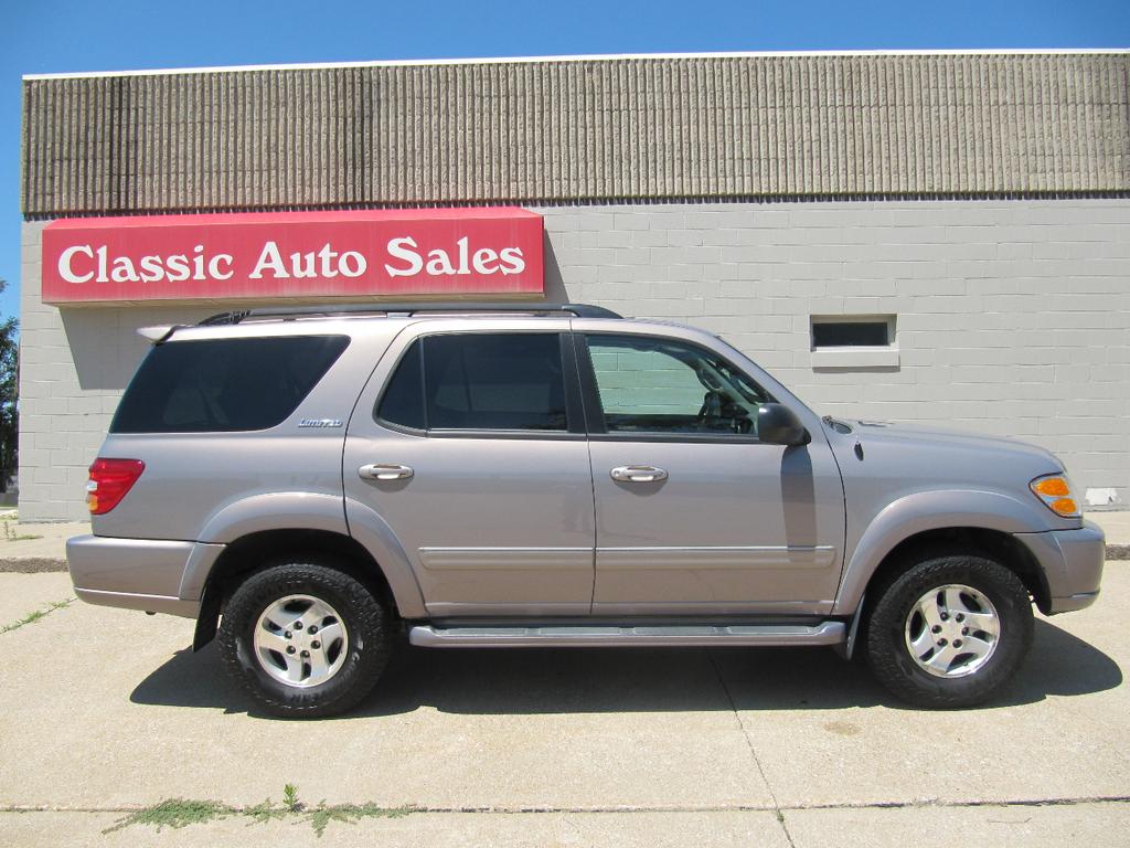used 2001 Toyota Sequoia car, priced at $12,900