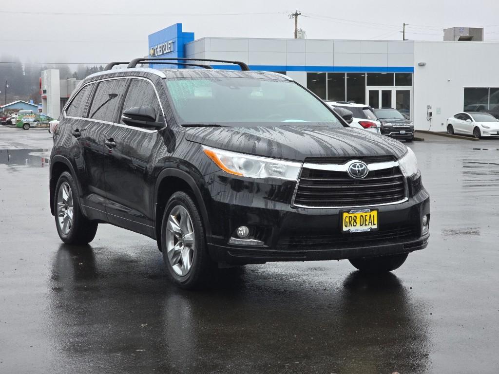 used 2015 Toyota Highlander car, priced at $21,995