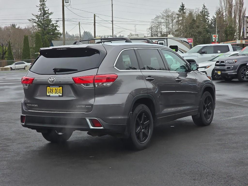 used 2018 Toyota Highlander car, priced at $22,175