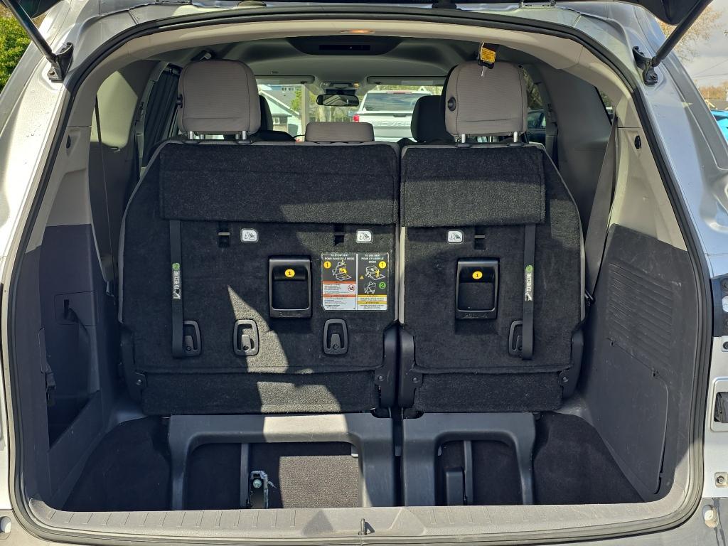 used 2024 Toyota Sienna car, priced at $38,987