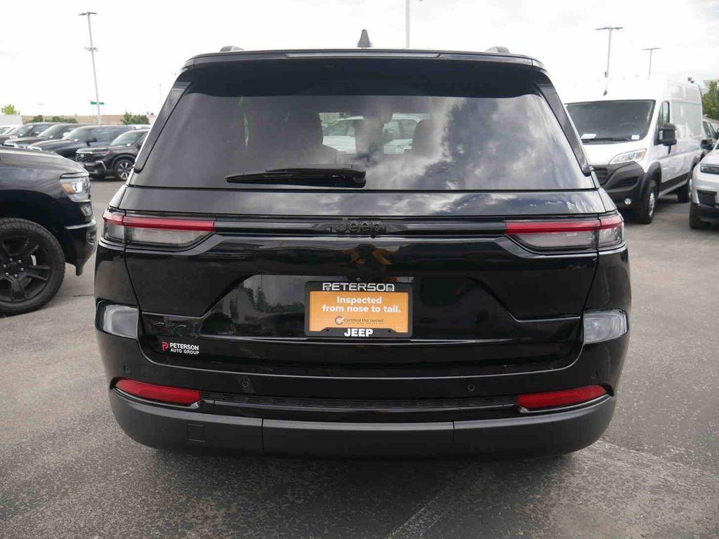 used 2024 Jeep Grand Cherokee car, priced at $34,399