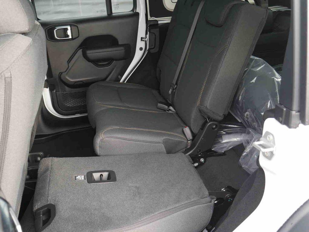 new 2026 Jeep Wrangler car, priced at $51,106