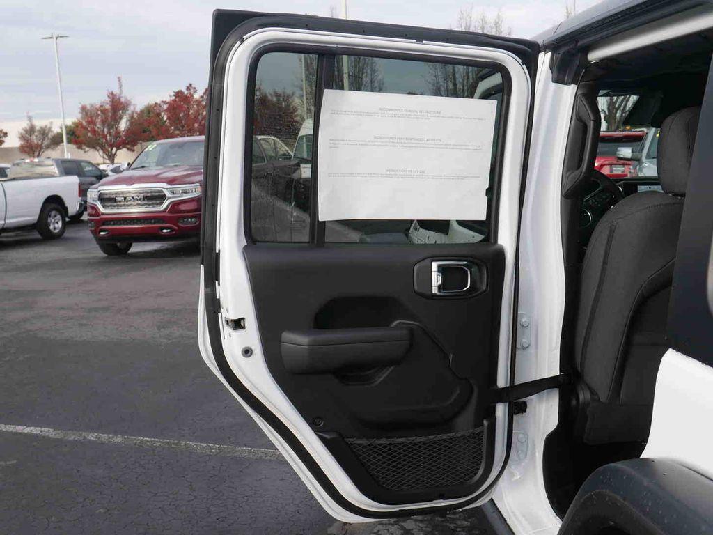 new 2026 Jeep Wrangler car, priced at $51,106