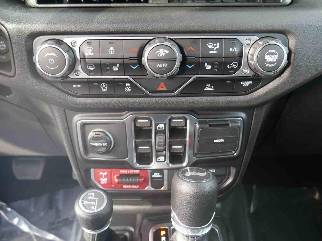 new 2026 Jeep Wrangler car, priced at $51,106