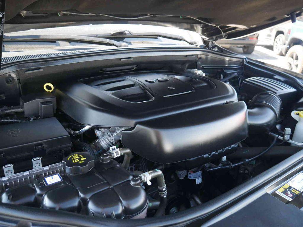 used 2021 Jeep Grand Cherokee car, priced at $19,597