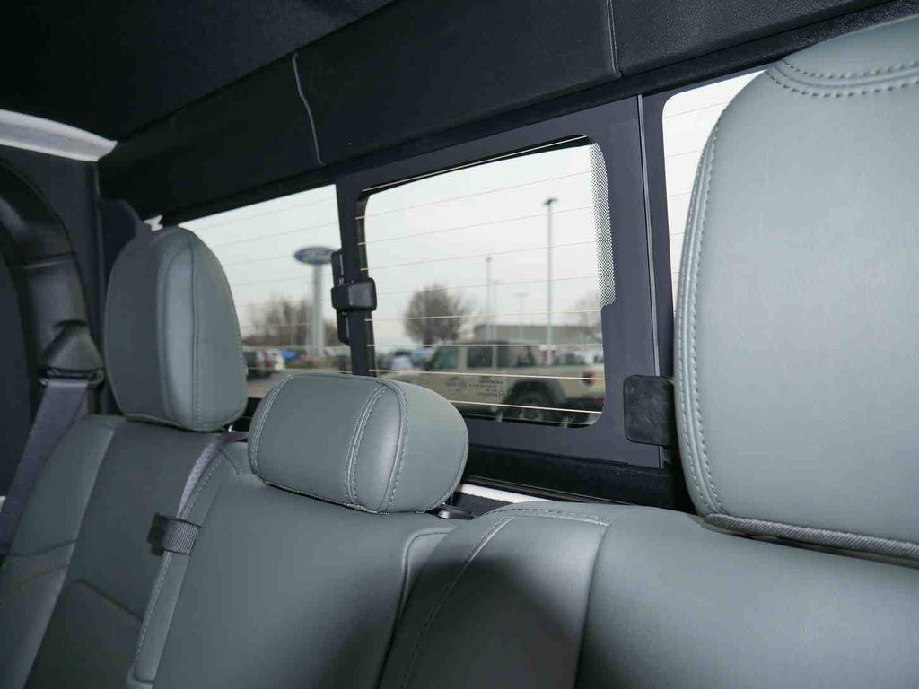 new 2026 Jeep Gladiator car