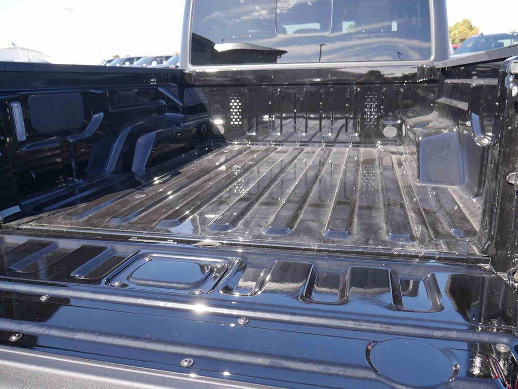 new 2025 Jeep Gladiator car, priced at $38,430