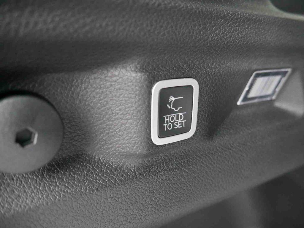 new 2025 Jeep Grand Cherokee L car, priced at $37,496