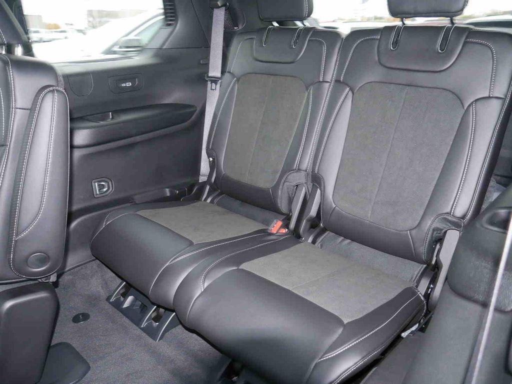 new 2025 Jeep Grand Cherokee L car, priced at $37,496