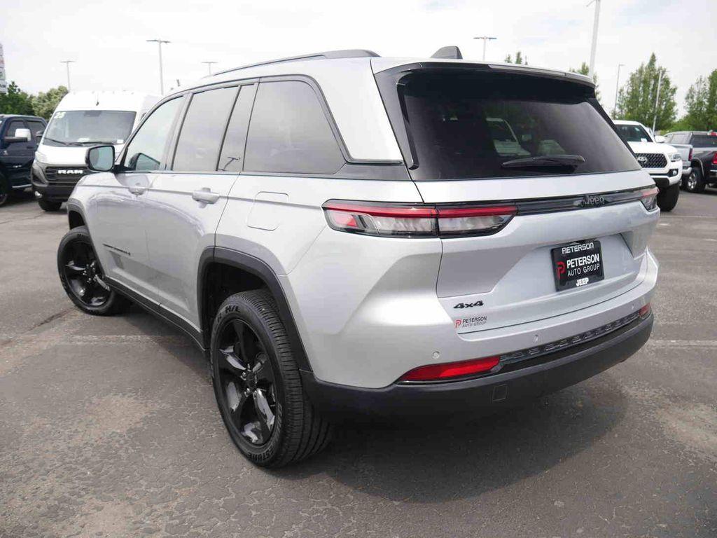 used 2025 Jeep Grand Cherokee car, priced at $37,599