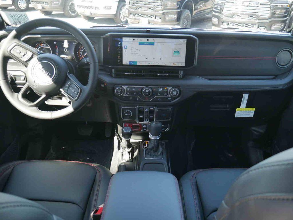 new 2025 Jeep Gladiator car, priced at $46,264