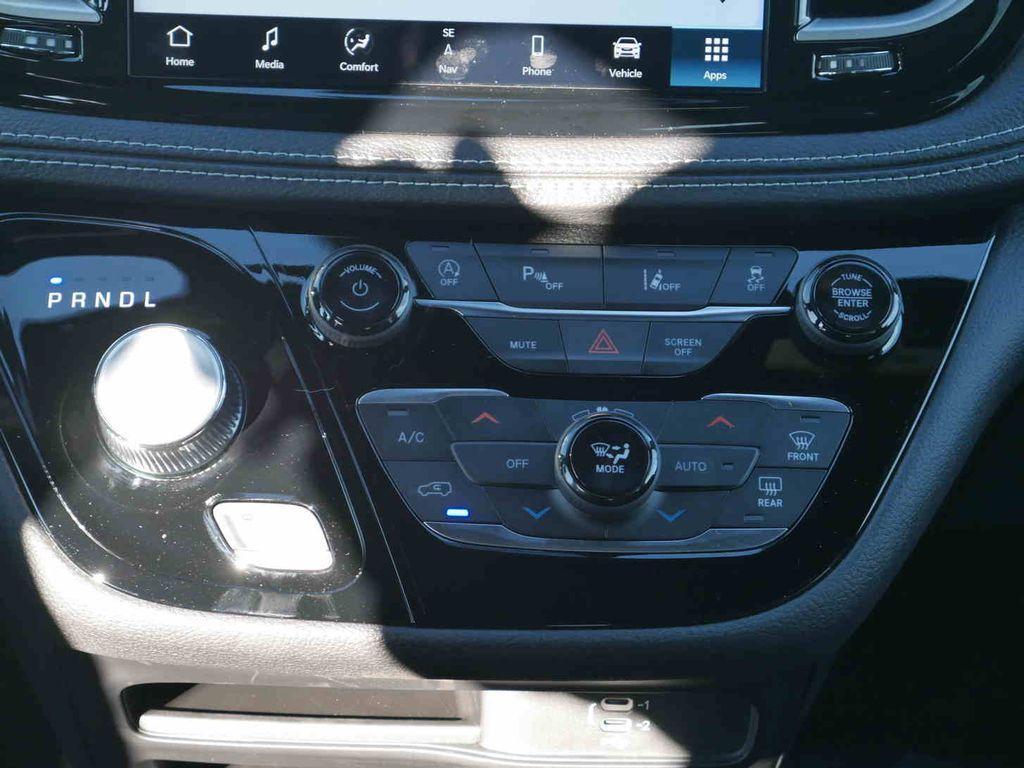 new 2026 Chrysler Pacifica car, priced at $48,053