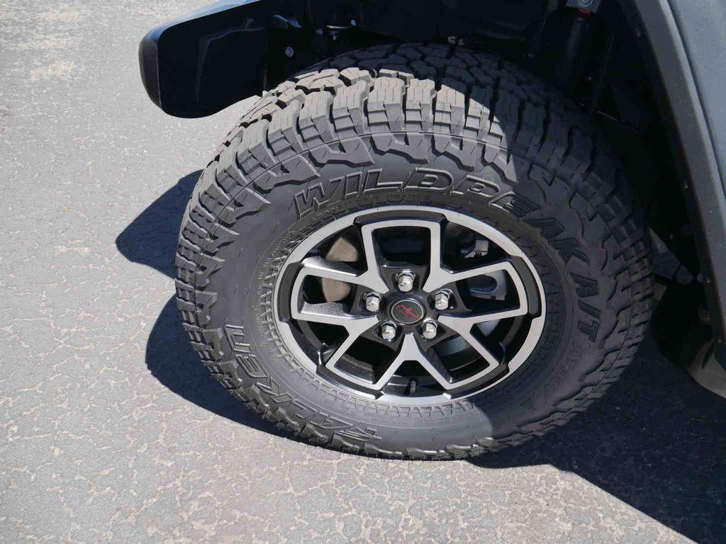 new 2026 Jeep Gladiator car, priced at $48,960