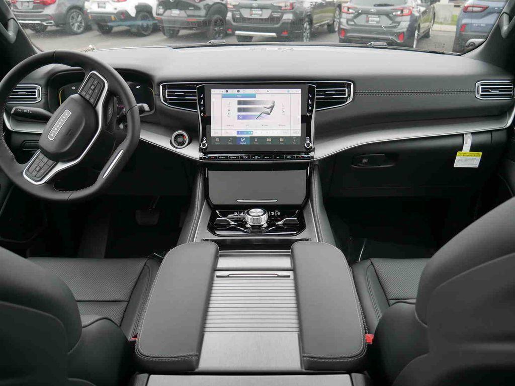 new 2025 Jeep Wagoneer L car, priced at $80,095