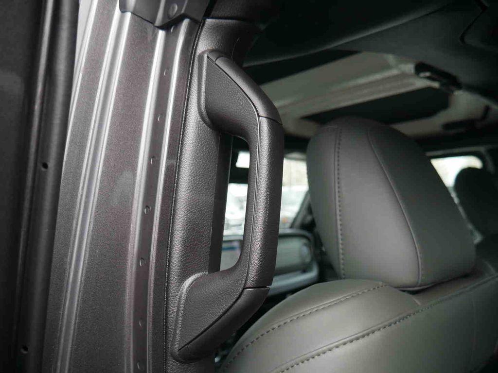 new 2026 Jeep Gladiator car, priced at $52,529