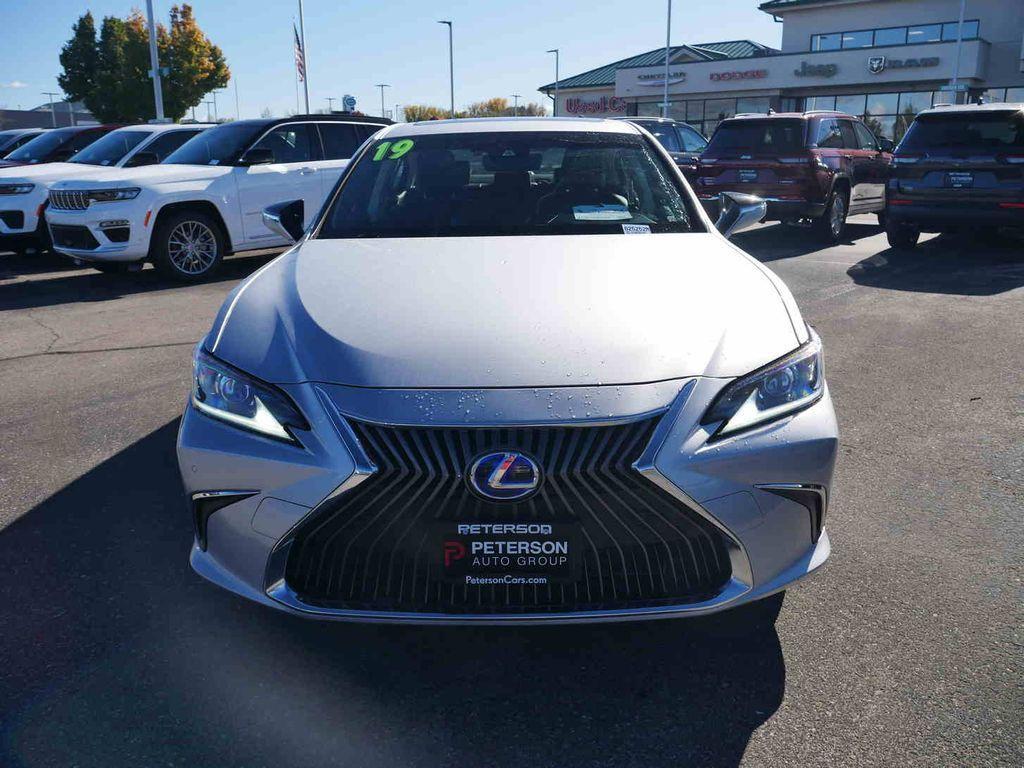 used 2019 Lexus ES 300h car, priced at $23,299
