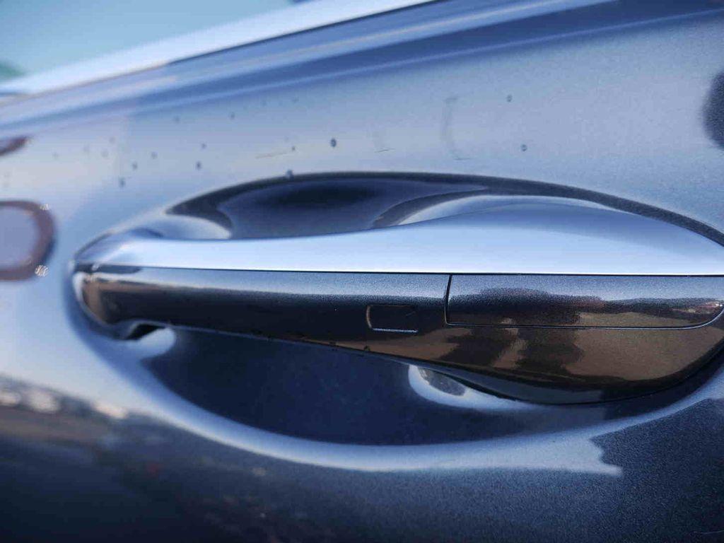 used 2022 Hyundai Santa Fe car, priced at $24,299