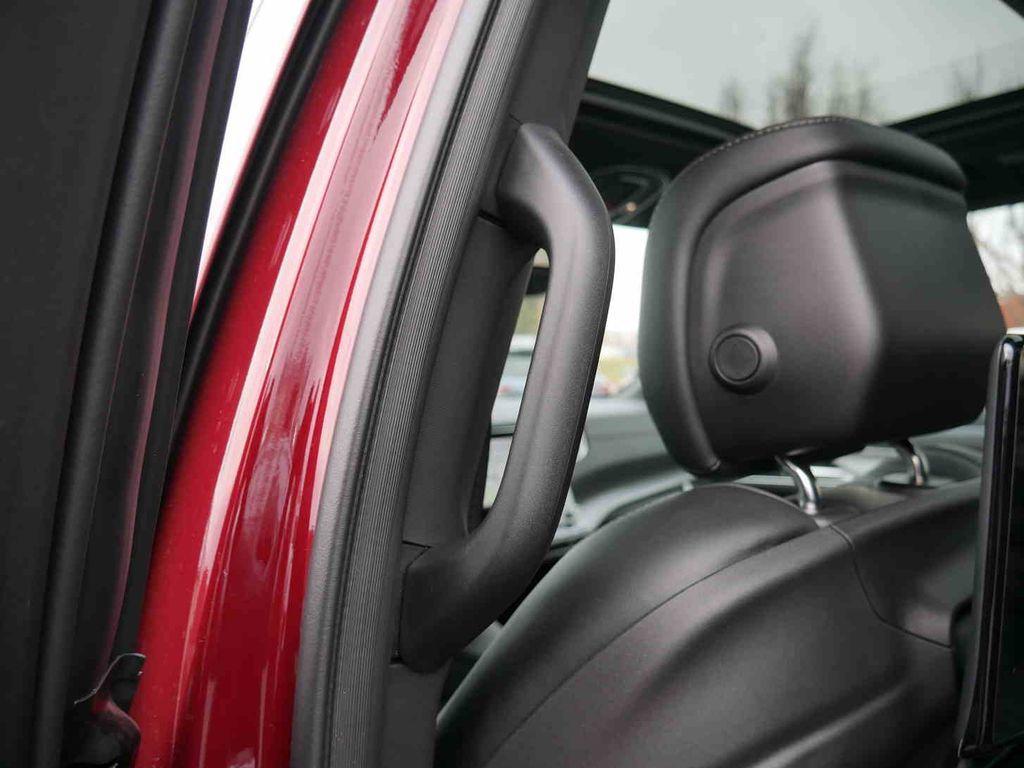 new 2025 Jeep Wagoneer L car, priced at $80,095