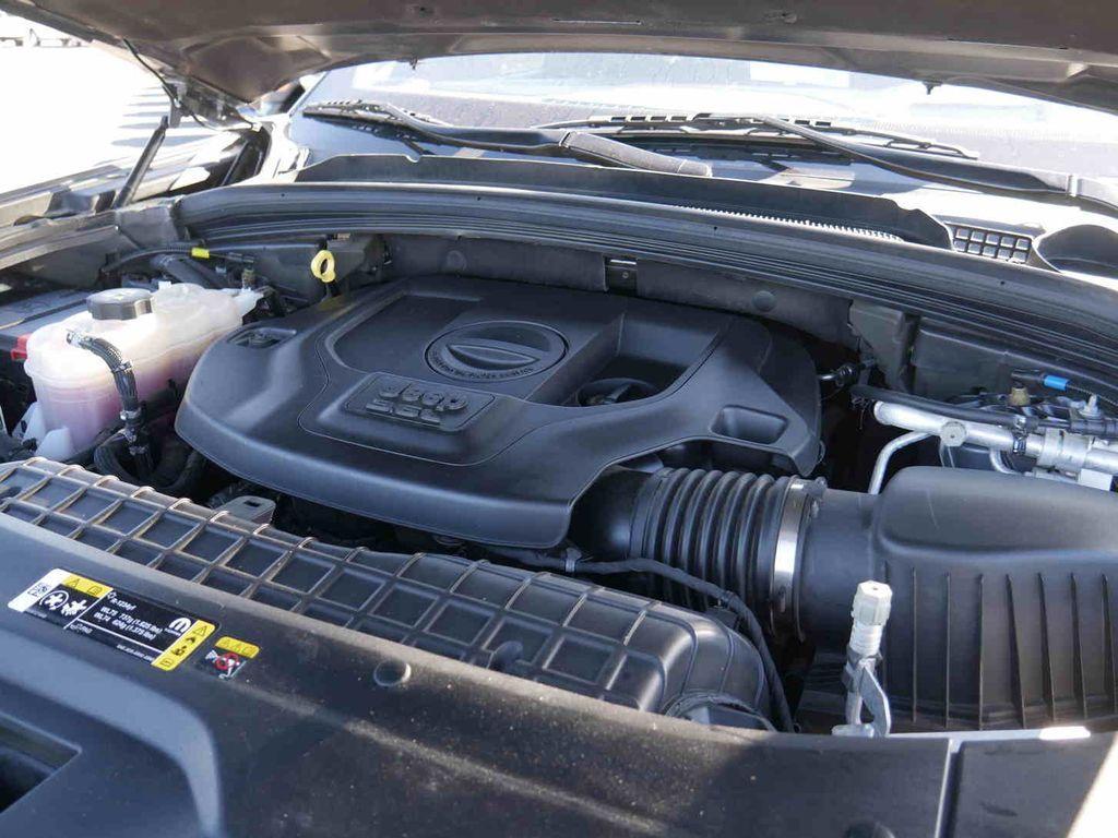 used 2023 Jeep Grand Cherokee car, priced at $39,399