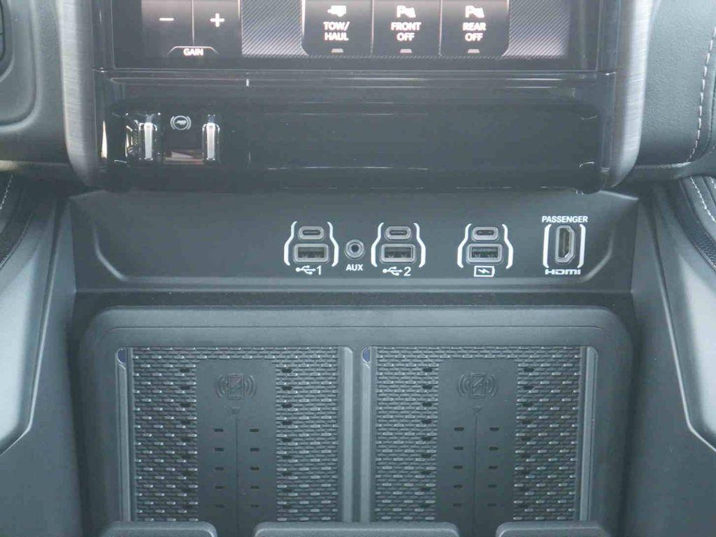 new 2025 Ram 2500 car, priced at $71,283