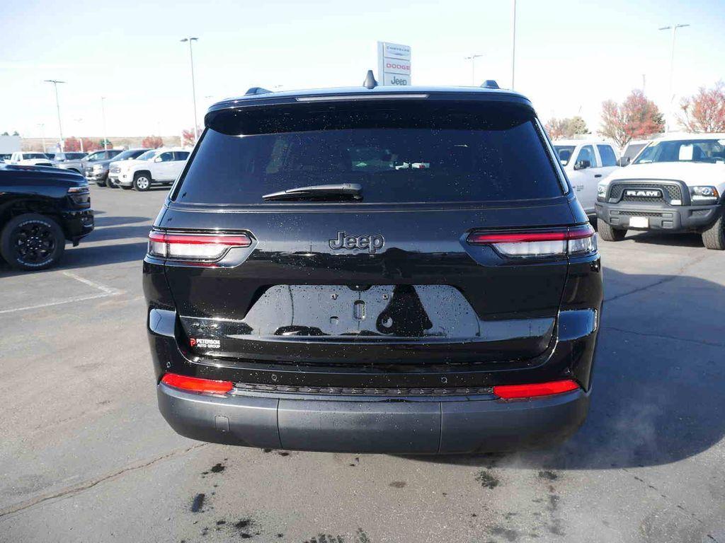 new 2025 Jeep Grand Cherokee L car, priced at $37,496