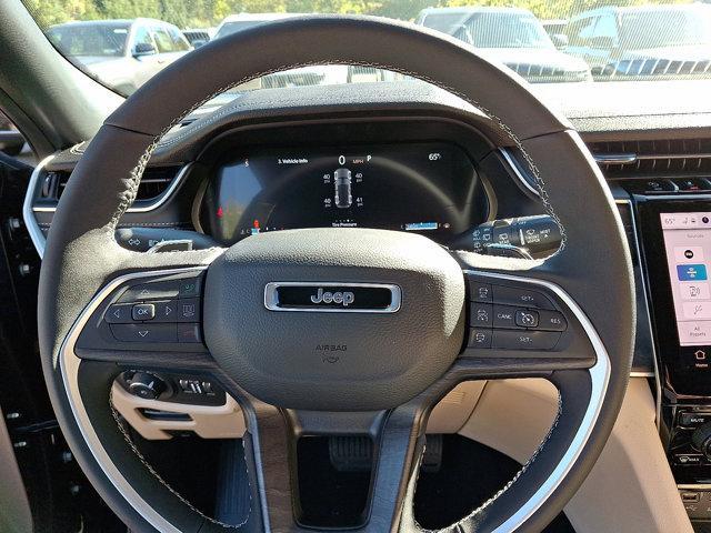 new 2025 Jeep Grand Cherokee car, priced at $47,495